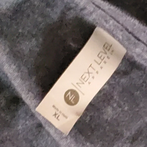 Graphic shirt, chest 22" L 29", cotton Polyester, Size XL, Men's - Picture 3 of 6